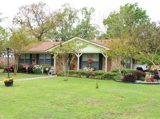 4715 Ridgeway Dr, Texarkana, AR 71854