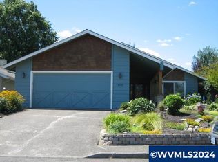 1642 Sunrise Cir NW, Salem, OR 97304