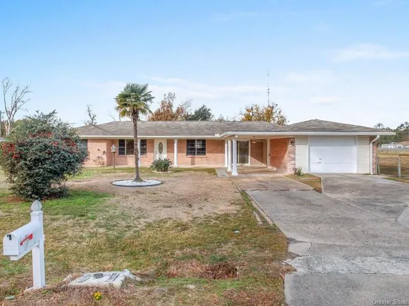 2129 Linda Dr, Westlake, LA 70669