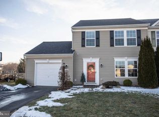 24 Shadow Ln, Chambersburg, PA 17202