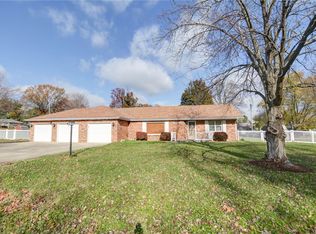 418 Crestline Dr, Decatur, IL 62526