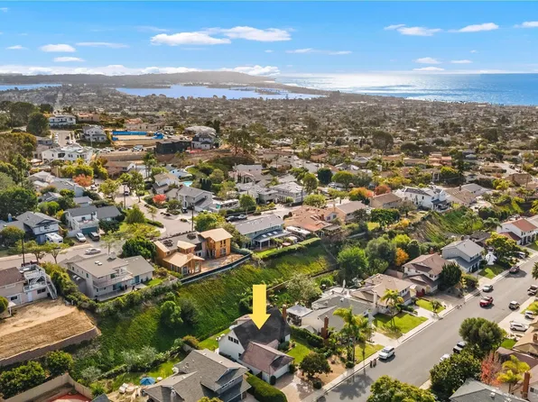 5295 Vickie Dr, San Diego, CA 92109