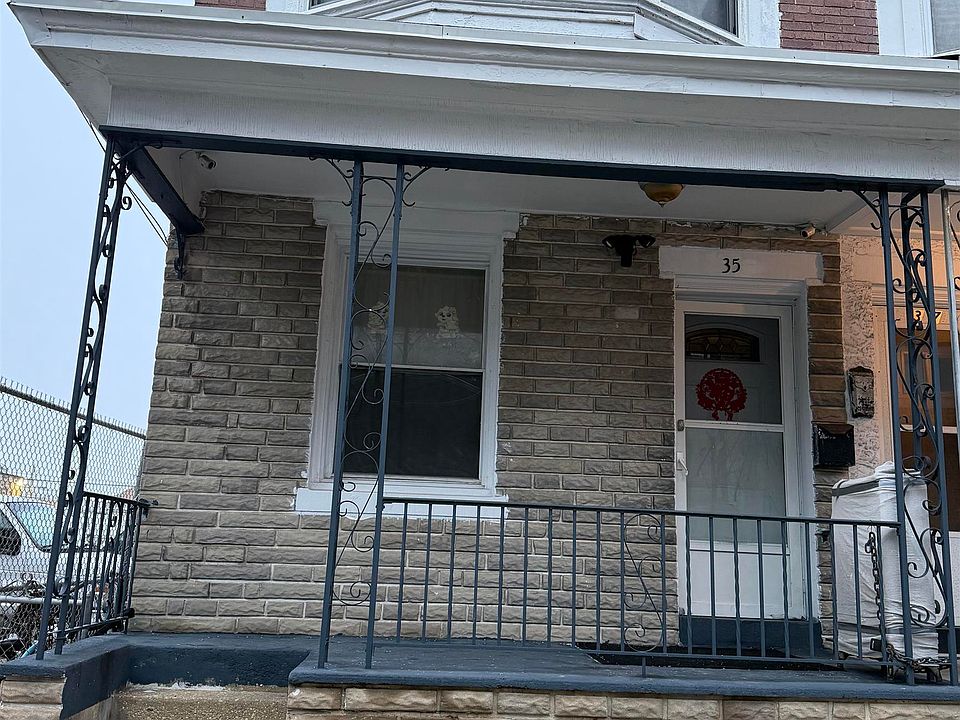 1st image of 35 S Spray Ave