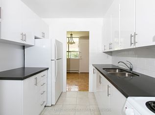 525 Eglinton Ave E #804, Toronto, ON M4P 1N5