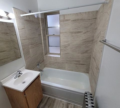 3rd image of 2327 E 70th St Unit 3