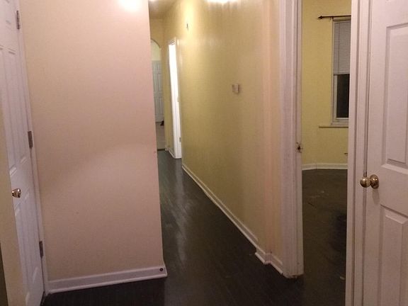 3rd image of 8114 S Ellis Ave #2