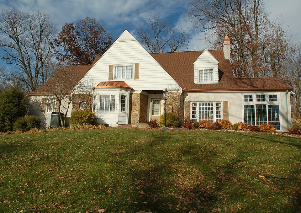 Welcom to 5970 Oak Ridge Dr