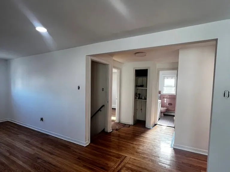 331 Hickory St — Photo 2