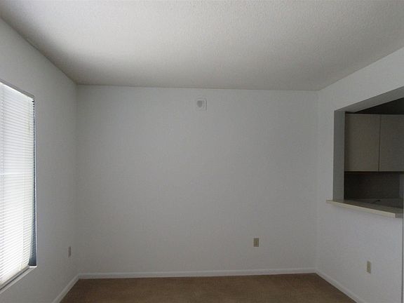 5th image of 1600 Park Cir APT 713