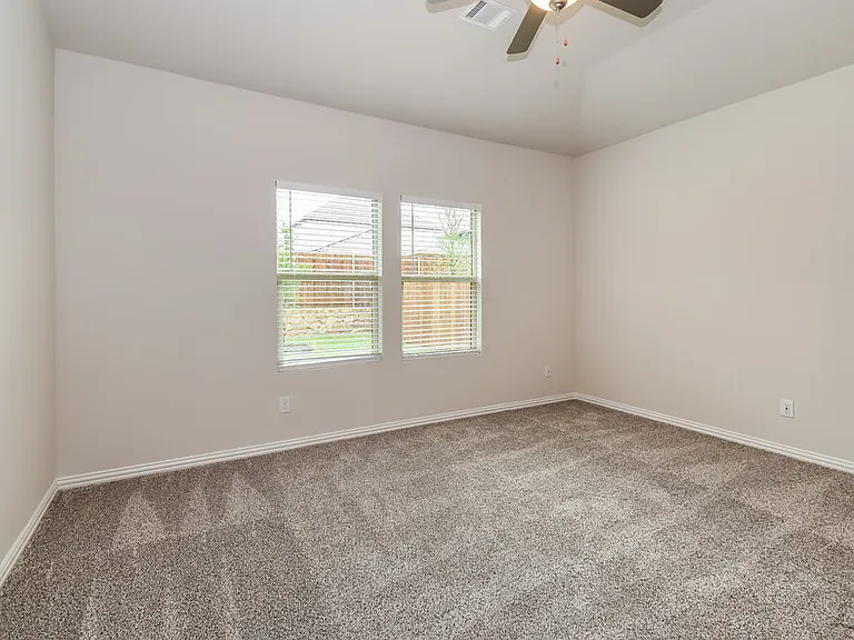 1411 Rolling Fox Dr — Photo 10