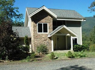 284 Mount Mitchell Dr, Burnsville, NC 28714