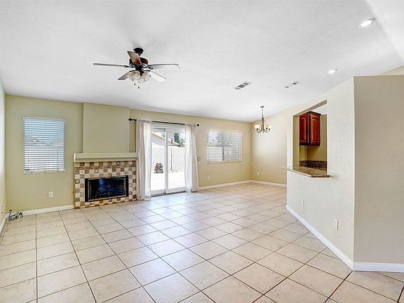 4th image of 69288 Kemper Ct