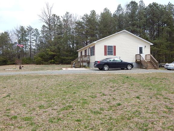 3rd image of 18 Lakeview Dr