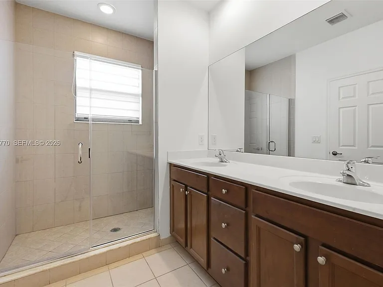 8820 NW 103rd Ave — Photo 23