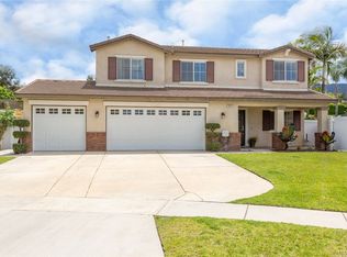 910 Quiet Harbor Ln, Corona, CA 92881