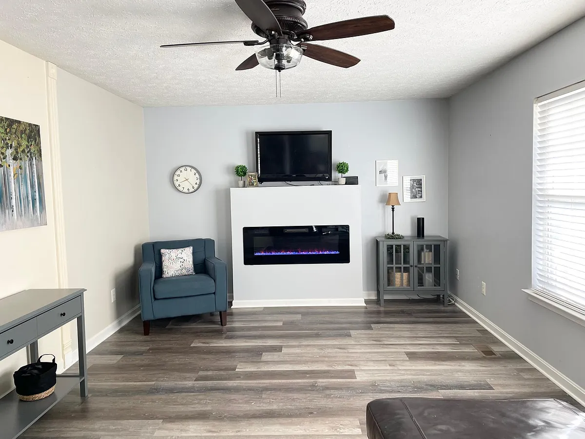 Building Photo - 2307 Nagle Ct