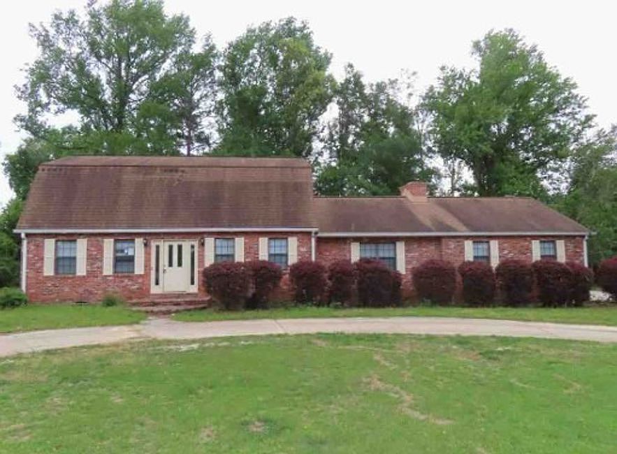 1st image of 2527 Jerry Jones Dr
