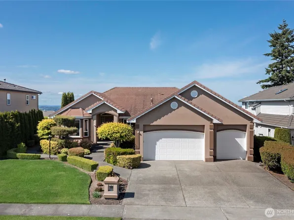 2127 Davis Court NE, Tacoma, WA 98422