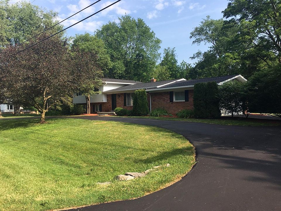 1st image of 6119 Brookwood Dr