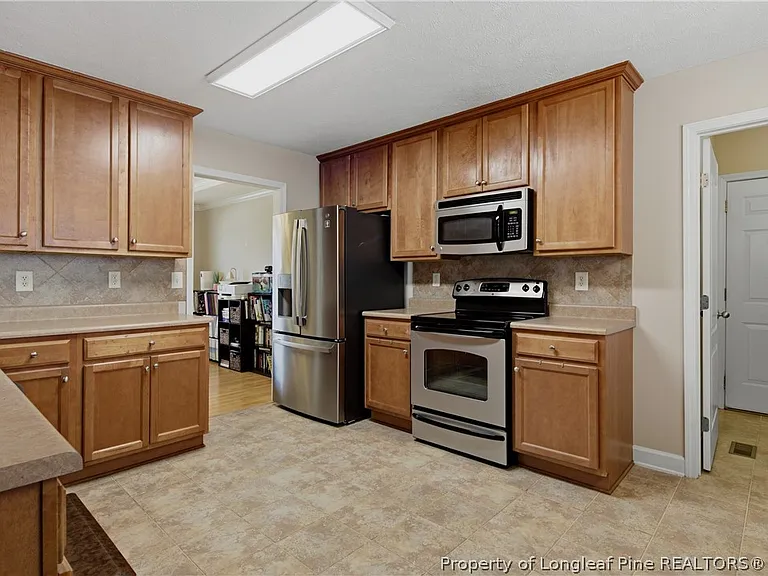 420 Thorncliff Dr — Photo 23