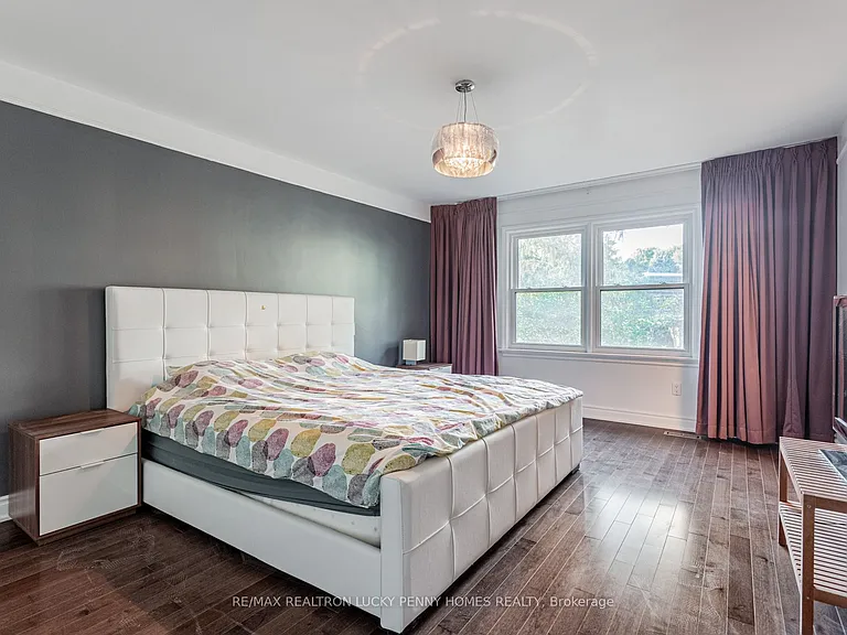 6 Village Squire Ln — Photo 20