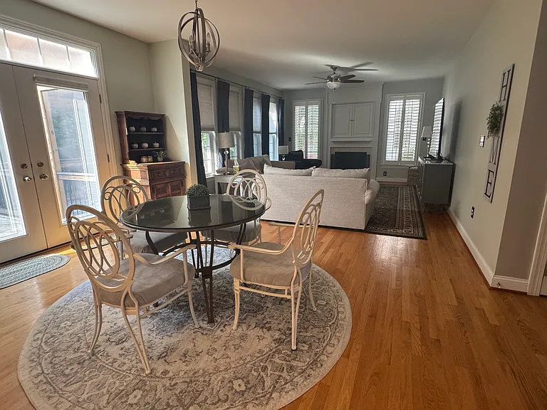 8065 Winstead Manor Ln — Photo 9