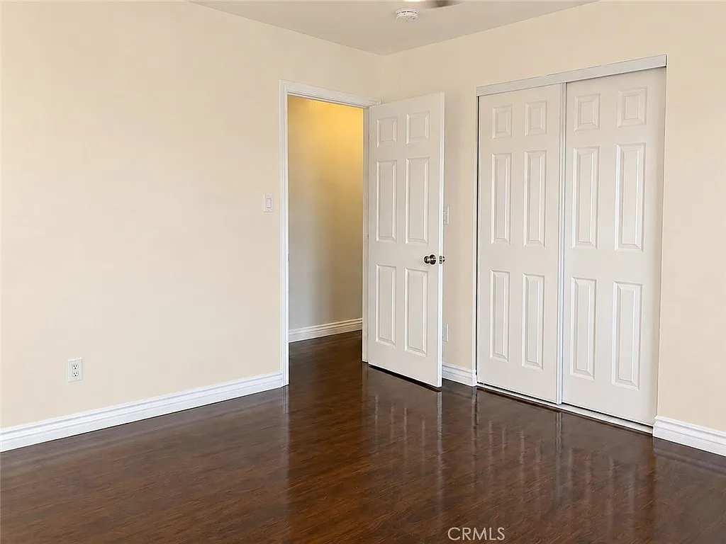 3 bed, 1012 sqft, $3,500 — Photo 3