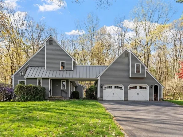 70 Wesson St, North Grafton, MA 01536