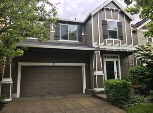 328 Oak Leaf St, Newberg, OR