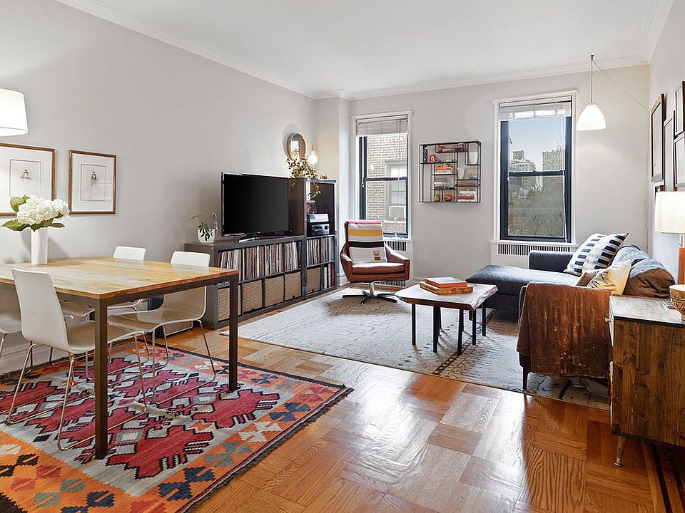 1st image of 20 Plaza St E APT F1