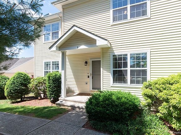 4th image of 129 Stringham Road #2