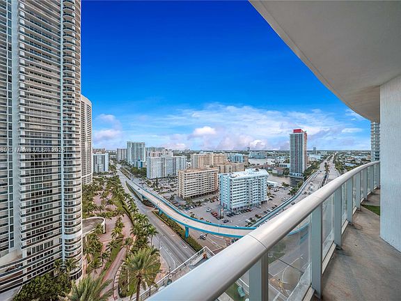 3rd image of 4111 S Ocean Dr #1611
