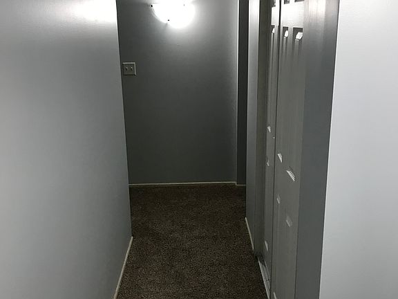 2nd image of 310 W Broadview Dr