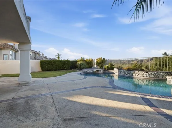 8331 E Hillsdale Dr, Orange, CA 92869
