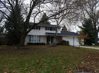 823 Ellen Ct, Fond Du Lac, WI 54935