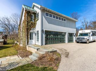 373 Pineville Rd #HSE, Newtown, PA 18940