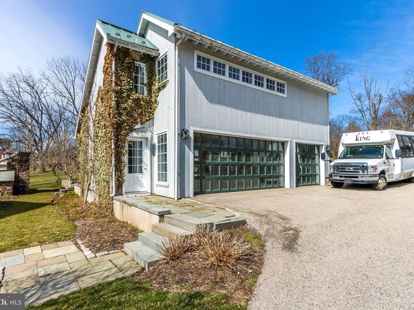 373 Pineville Rd #HSE