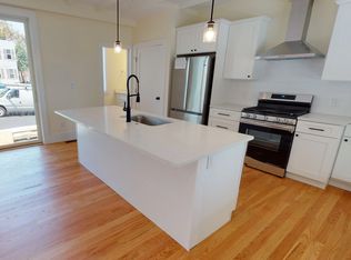 65 Cameron St #105, Brookline, MA 02445