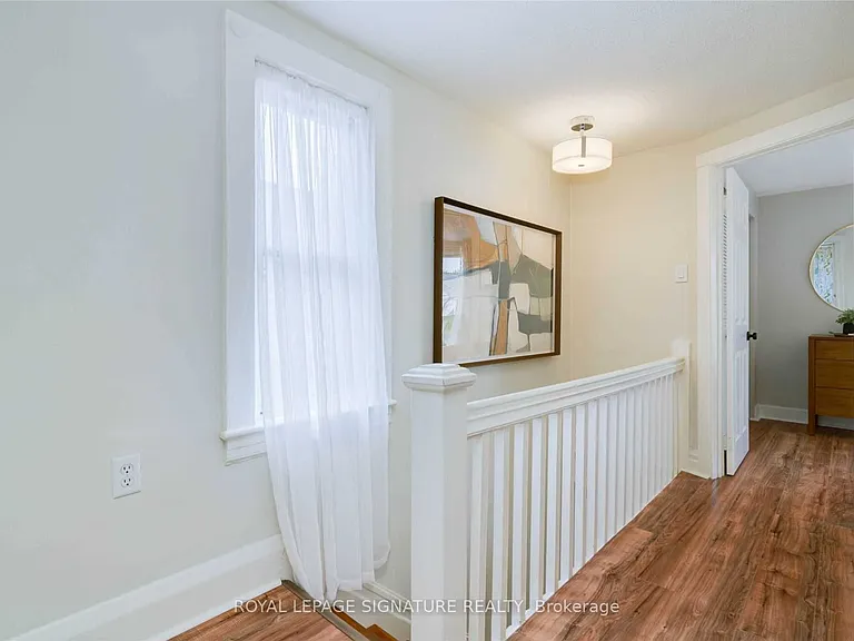 27 Coleridge Ave #UPPER — Photo 15