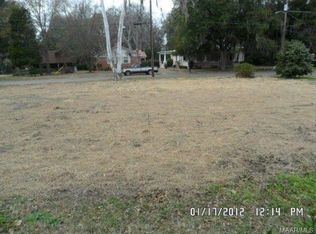 22 Lamar Ave, Selma, AL 36701