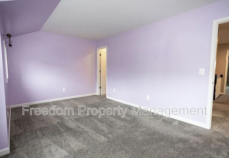 2425 Morgans Point Dr — Photo 46