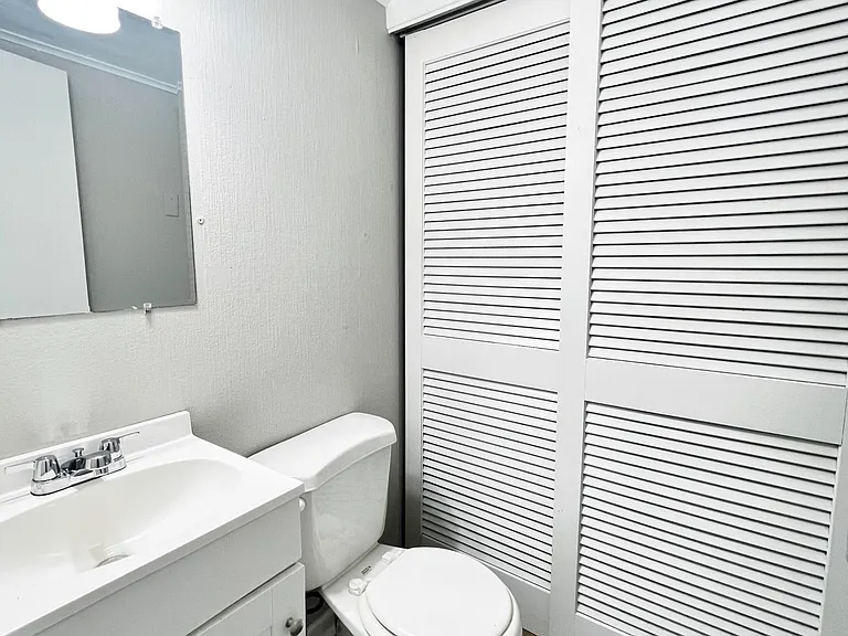 4022 N Westport Ct — Photo 12