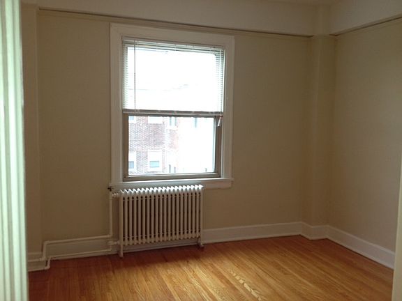 3rd image of 1130 Parker St APT 602