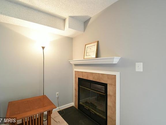 4th image of 6920D Mary Caroline Cir