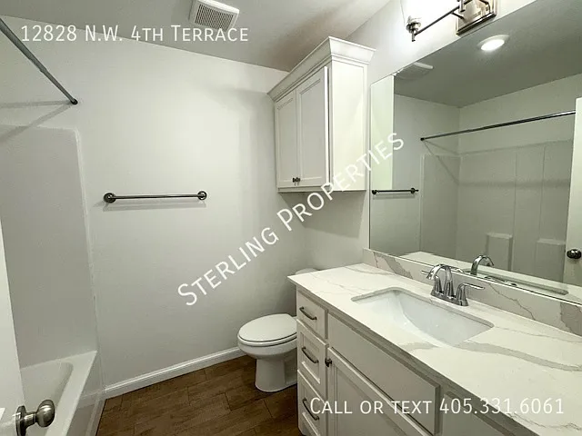 12828 NW 4th Ter — Photo 13