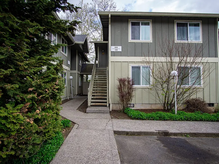 147A - Park Place Apartments — Photo 46