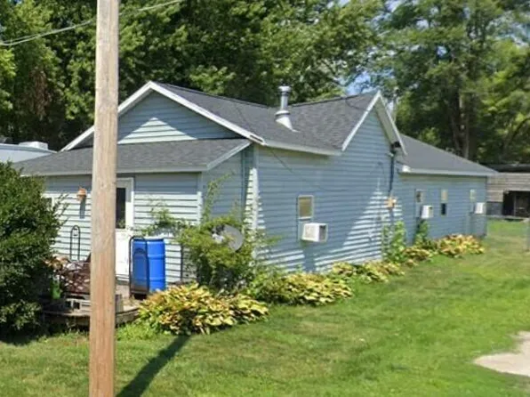 120 W Clay St, Letts, IA 52754