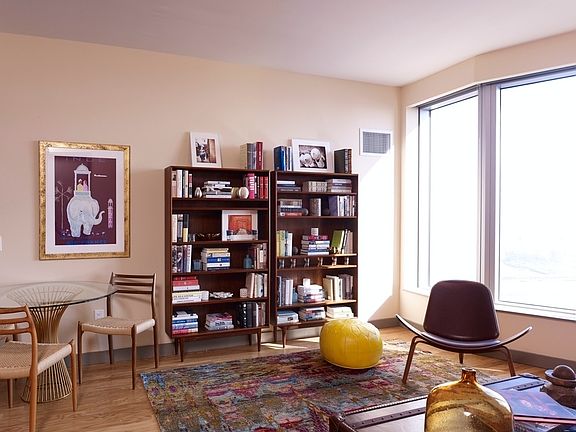 5th image of 8 Spruce St APT 72C