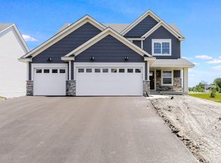 1431 142nd Ct E, Rosemount, MN 55068