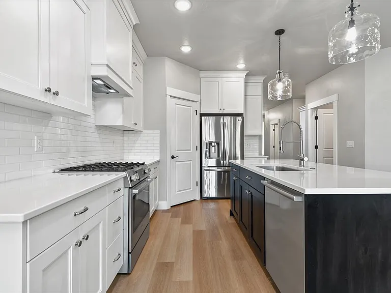 1911 W Wind Drift St — Photo 15